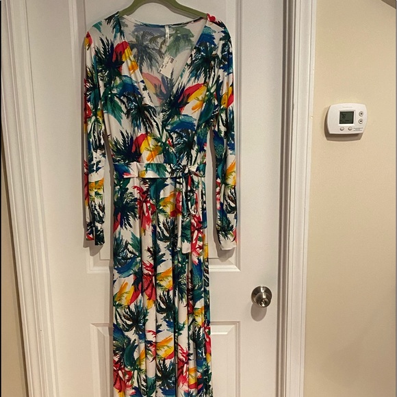 Maxi dress - Picture 1 of 5